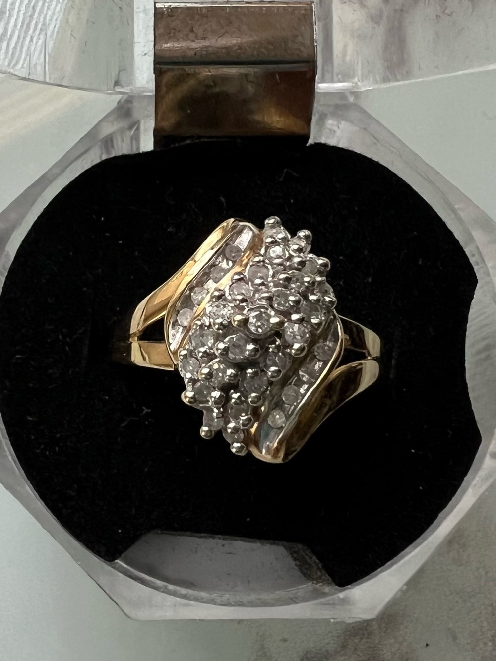 Gold diamond Cluster Ring